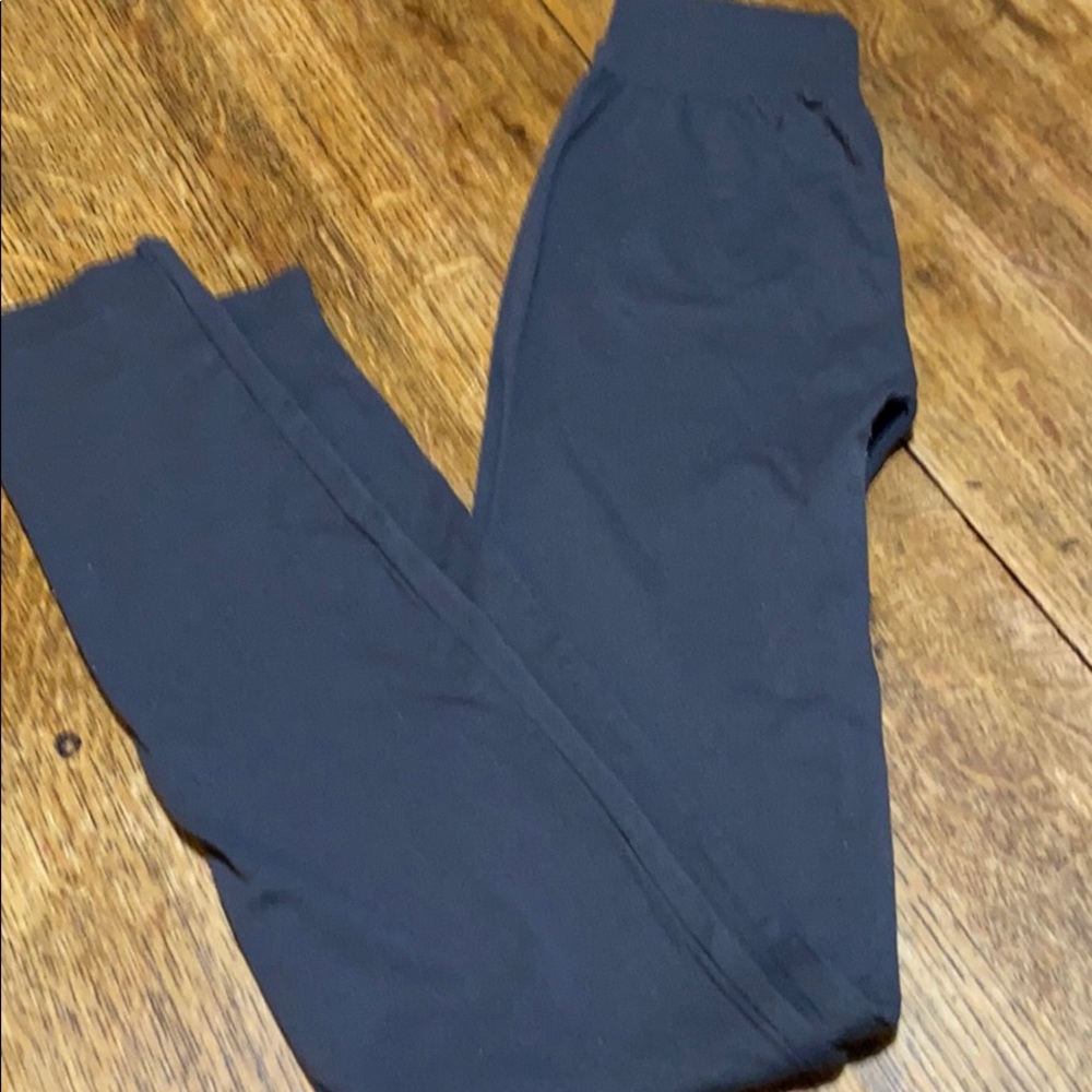 Nikibiki Leggings